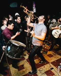 Foxing-live-in-Philadelphia